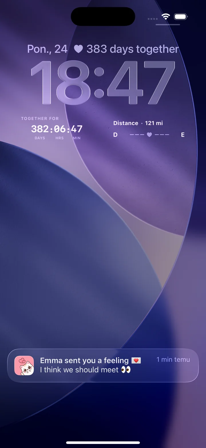HeartSee iPhone Lock Screen with distance, days together, and a partner message